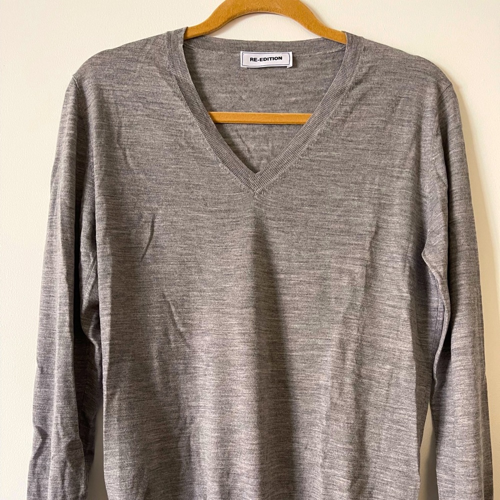 Re Edition Medium Merino V Neck Sweater